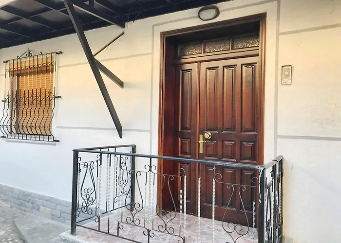 Spacious House In Berat With Secure Parking.